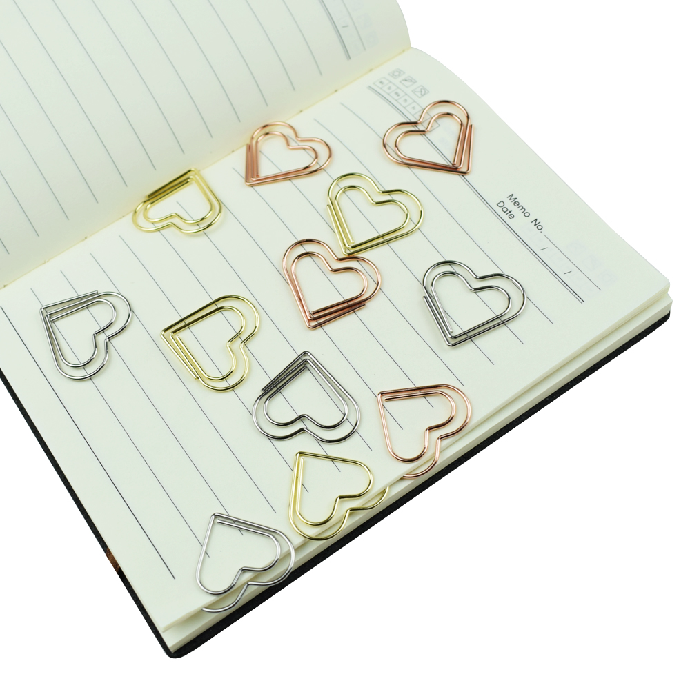 Binder Clip Assorted - Набор из 12 разноцветных скрепок-сердечек для