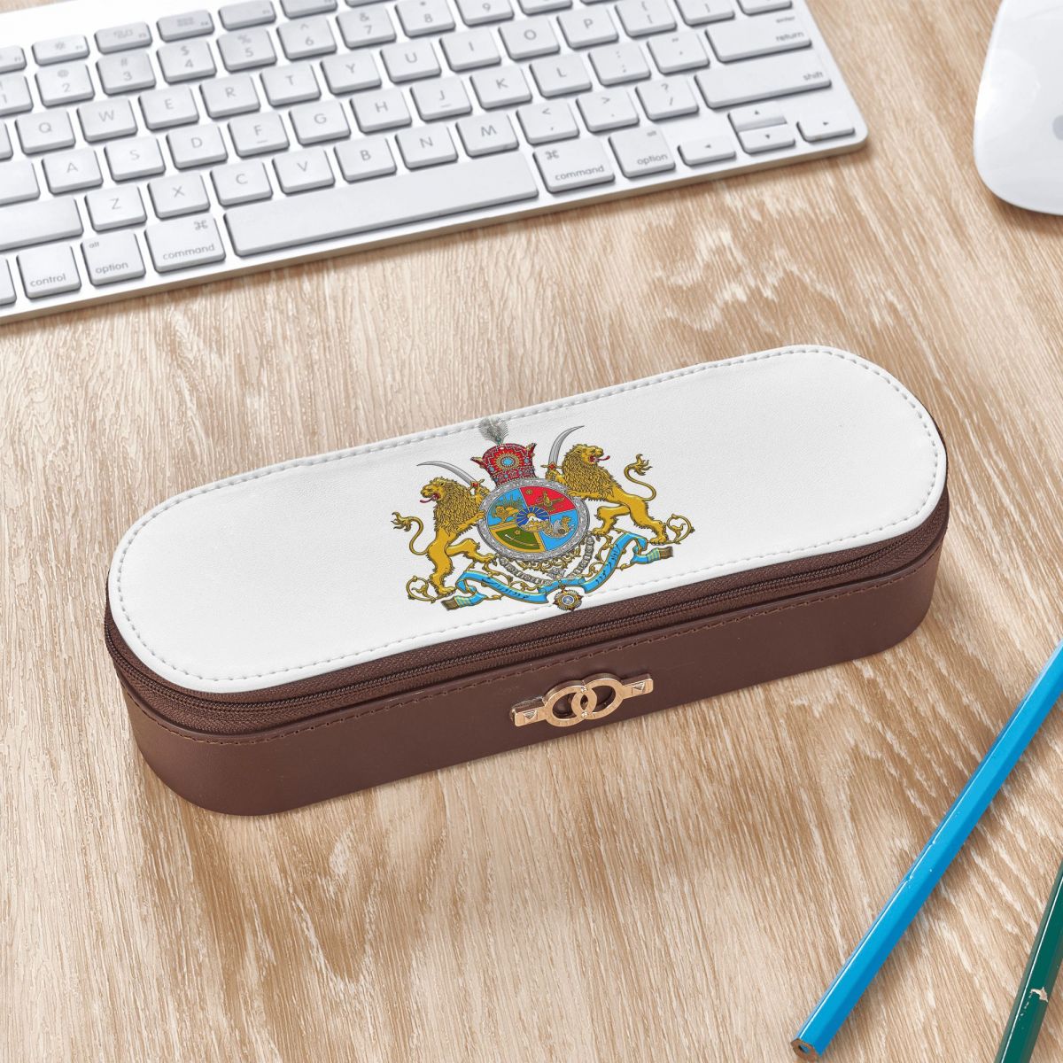 Lion Stationery & Office Supply(Kunshan)Co.Ltd - Кожаный пенал с эмблемой флага Ирана,